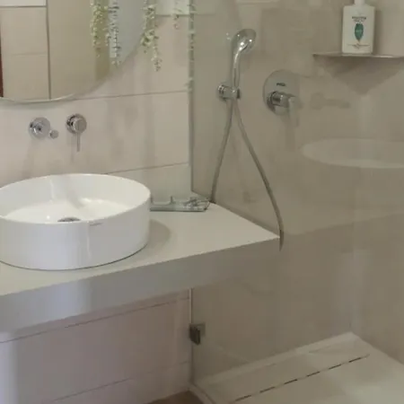 Luxury Apartment, And Swimming Pool جويا