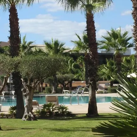 Luxury Apartment, And Swimming Pool