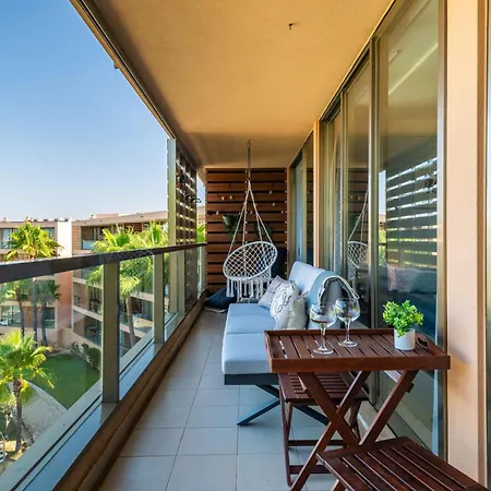 Apartamento Luxury Apartment, And Swimming Pool