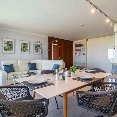 Apartamento Luxury Apartment, And Swimming Pool *
