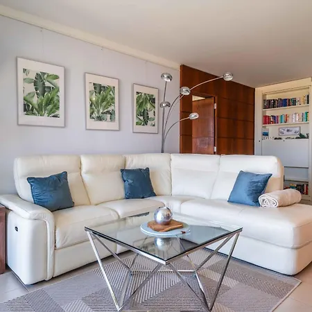 شقة Luxury Apartment, And Swimming Pool جويا